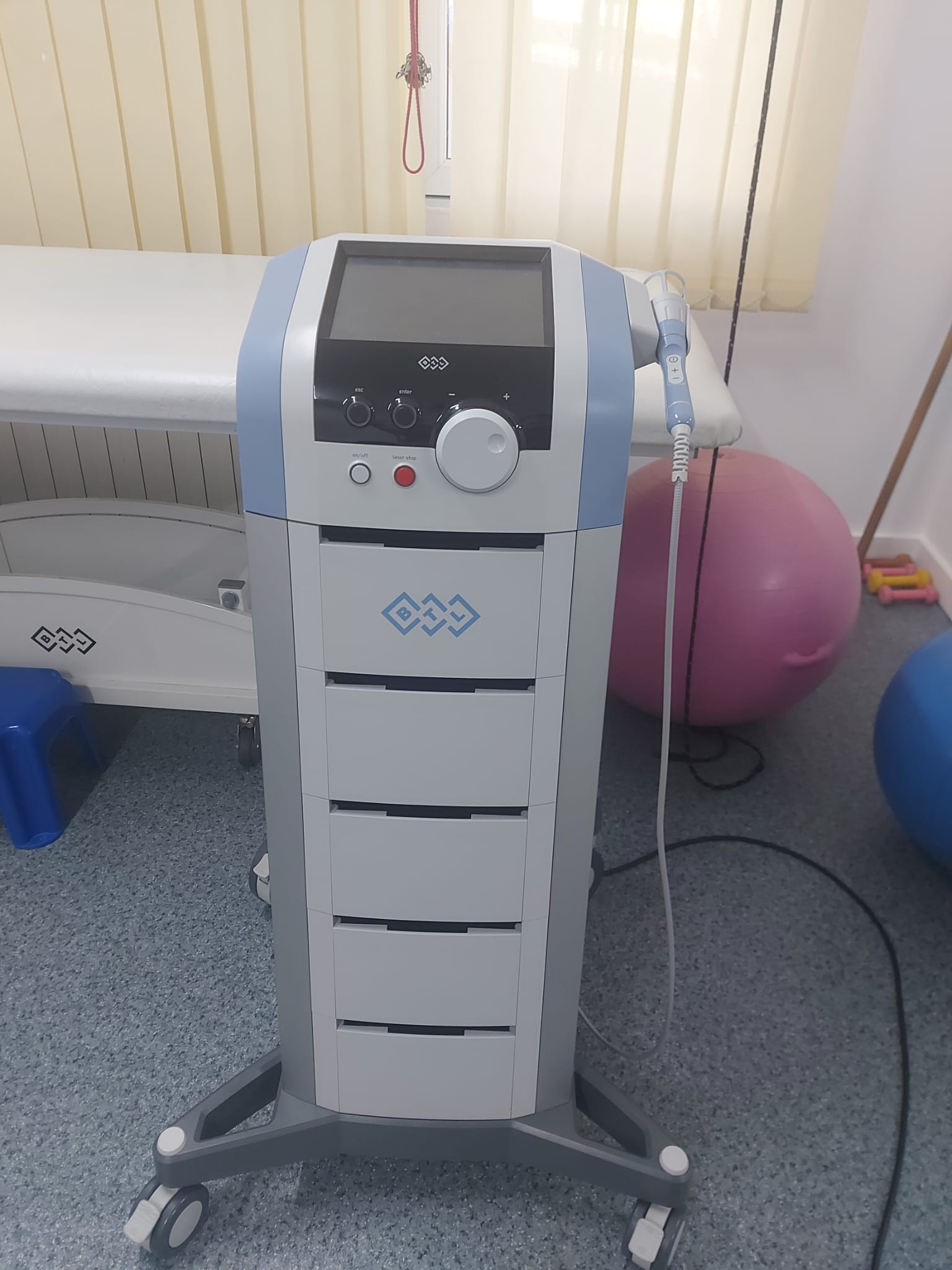 Tehnologie modernă pentru tratamente